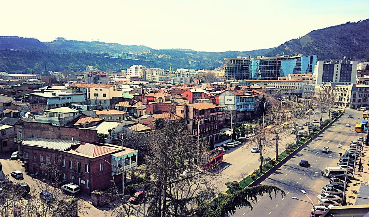 Tbilisi Art Apartament Appartement Buitenkant foto